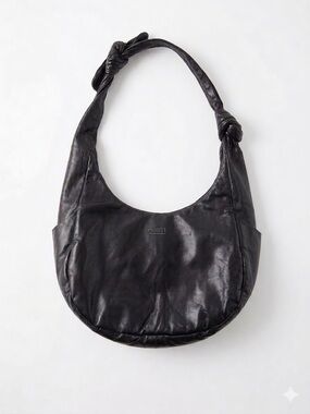 m0851 black leather hobo bag made in Canada